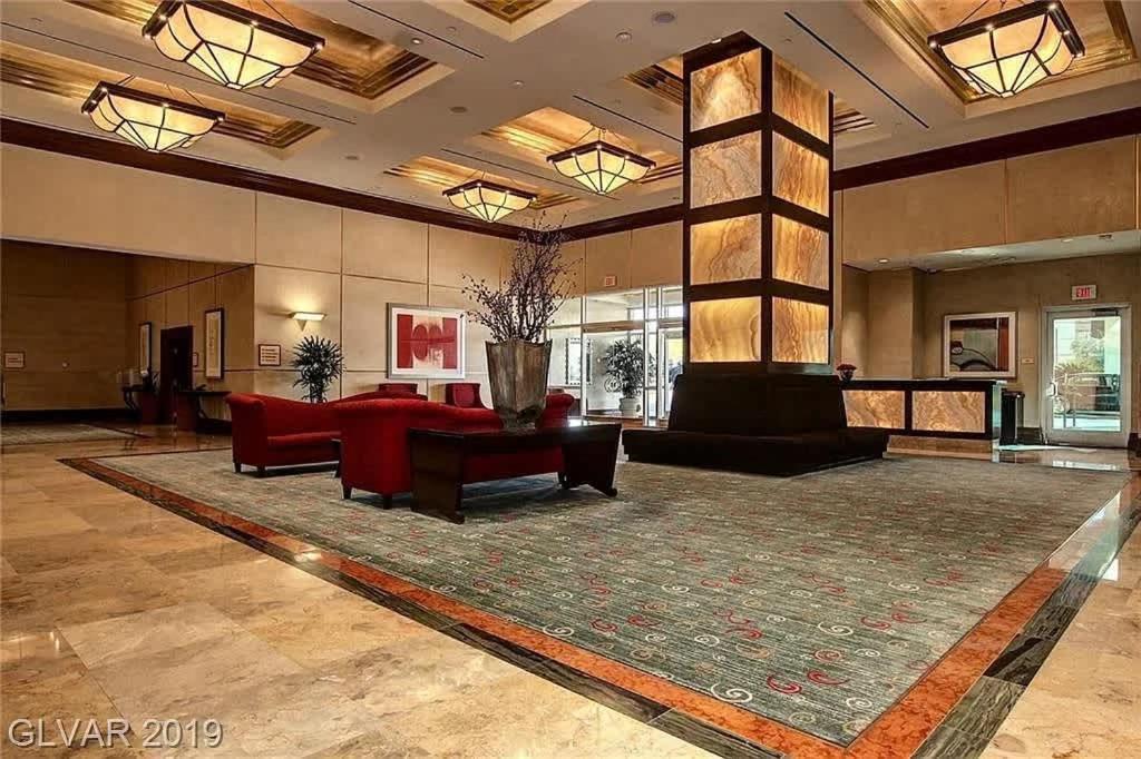 Stunning 1br Strip Views W Balcony 17701 Apartment Las Vegas