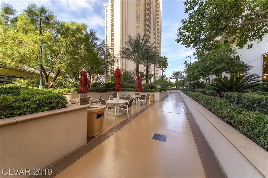 Stunning 1br Strip Views W Balcony 17701 Apartment Las Vegas