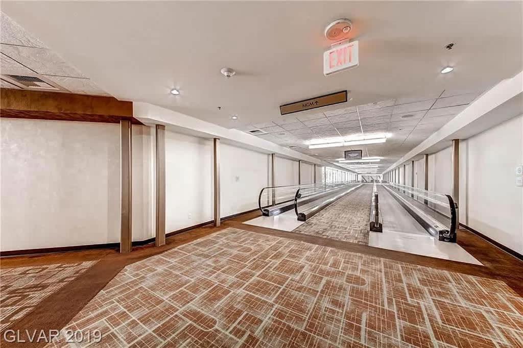 Apartment Stunning 1br Strip Views W Balcony 17701 Las Vegas