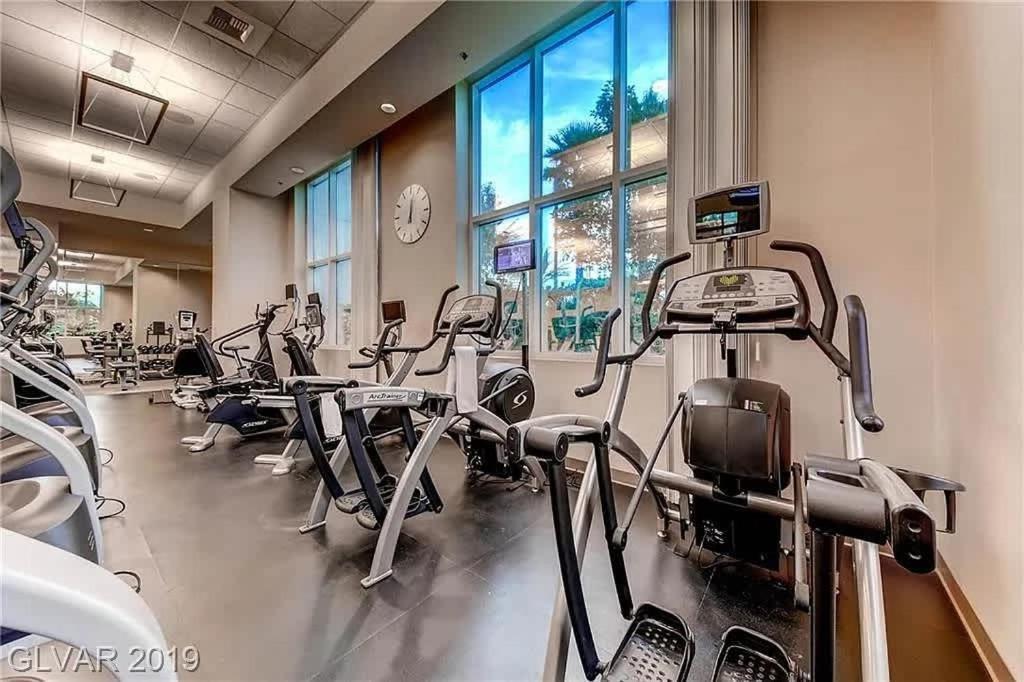 Stunning 1br Strip Views W Balcony 17701 *