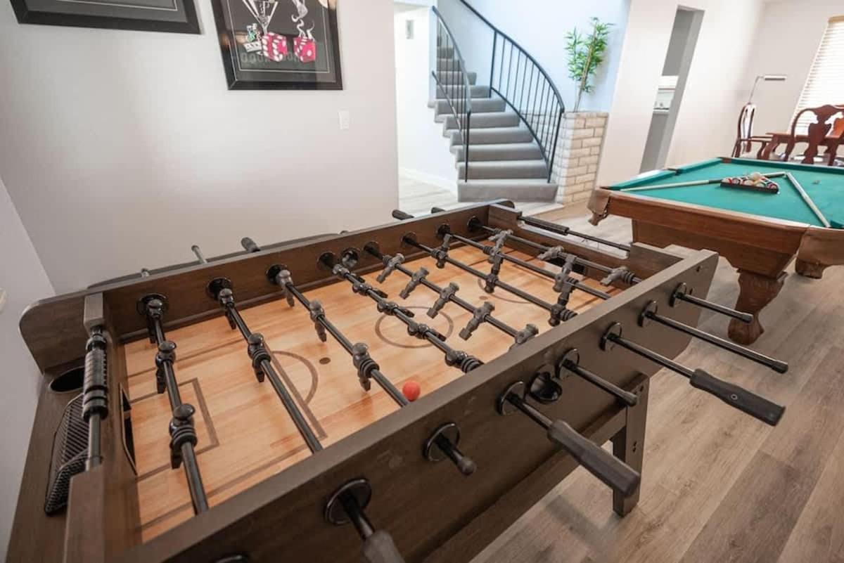 Vibrant Vegas Getaway W Pool Close To The Strip