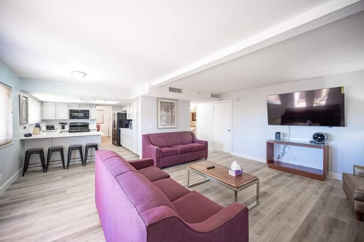 Vibrant Vegas Getaway W Pool Close To The Strip * Las Vegas