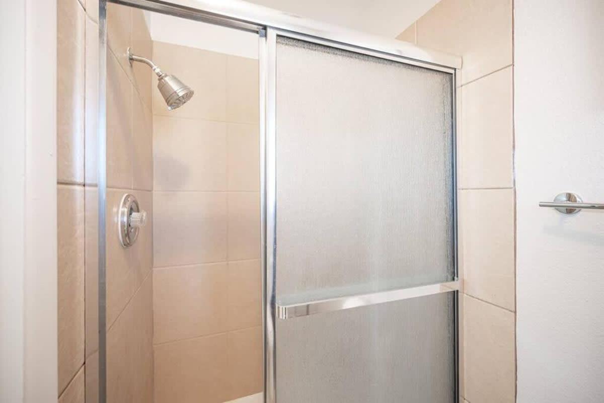 Holiday home Vibrant Vegas Getaway W Pool Close To The Strip *