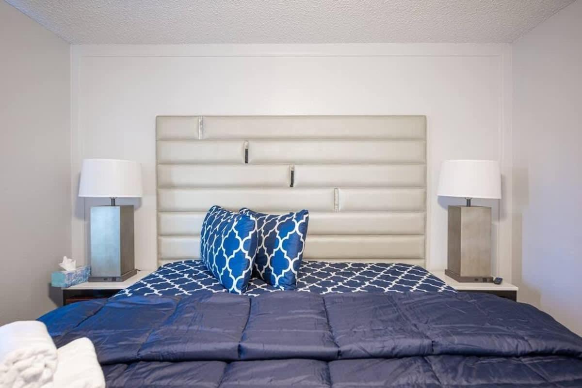 Vibrant Vegas Getaway W Pool Close To The Strip * Las Vegas