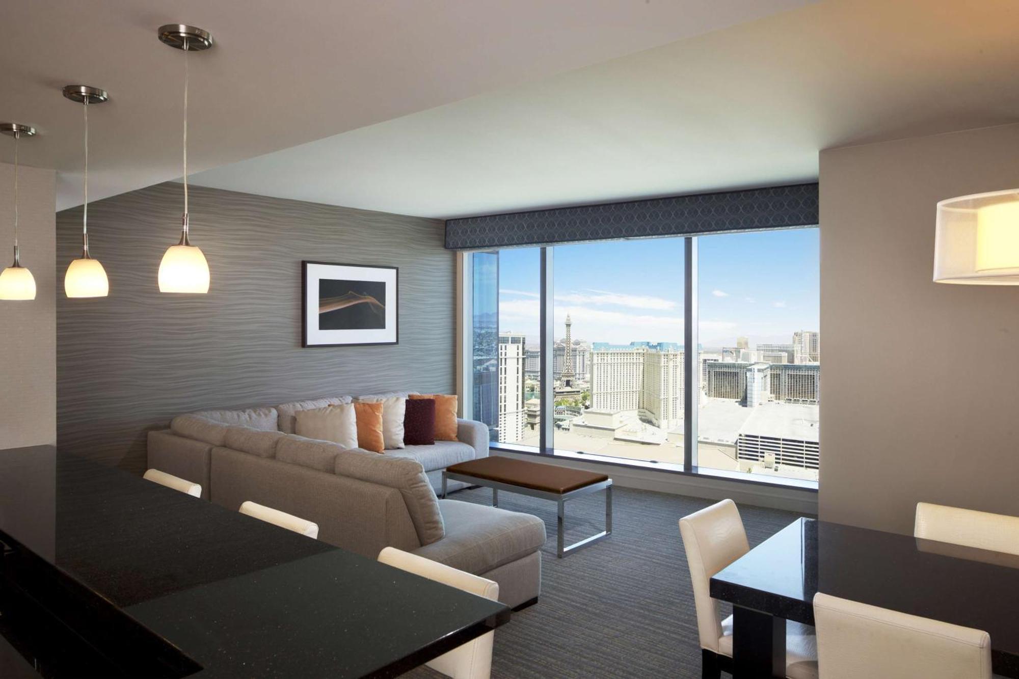 Hilton Grand Vacations Club Elara Center Strip Vegas 3*