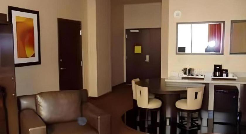 Resort Eastside Cannery Casino 3*