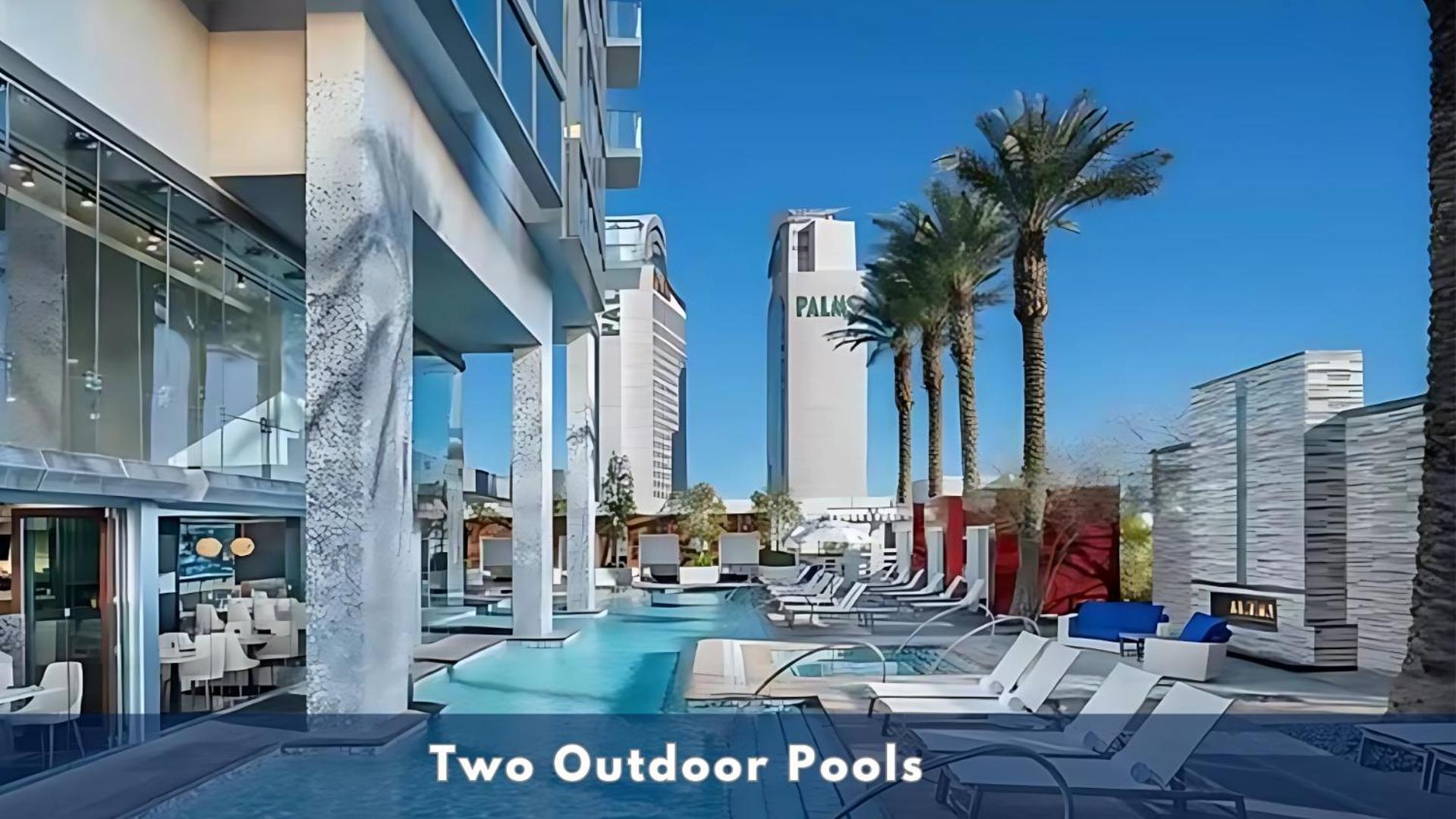 Hotel Vista Balcony Collection - Stripsuite Palms Place Hotel, & Casino 4*