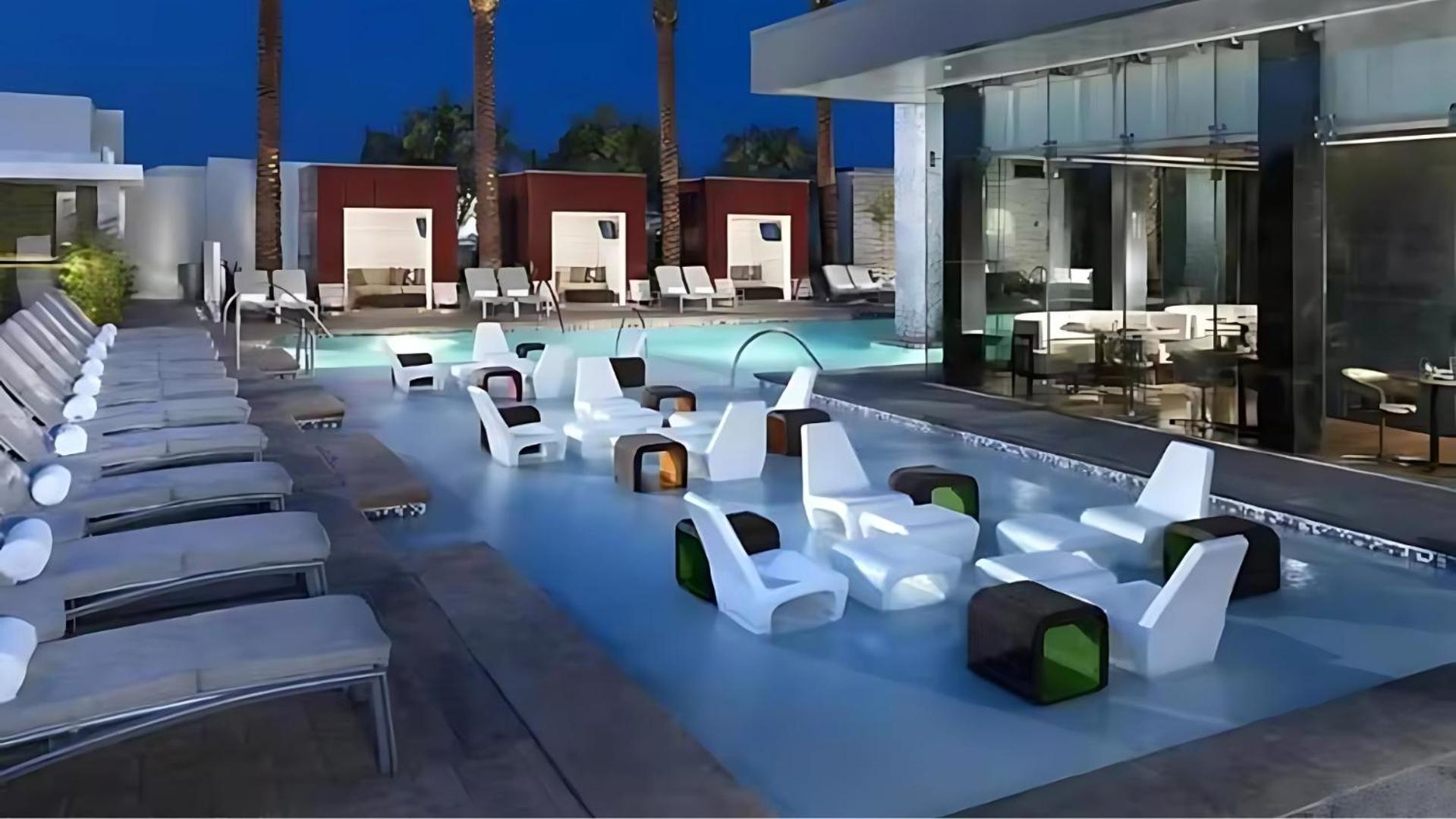 Vista Balcony Collection - Stripsuite Palms Place Hotel, & Casino Hotel Las Vegas
