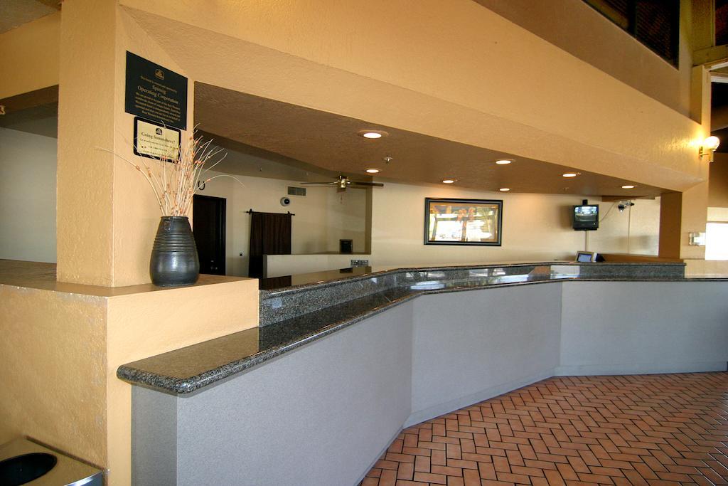 Americas Value Downtown Vegas Hotel 2*