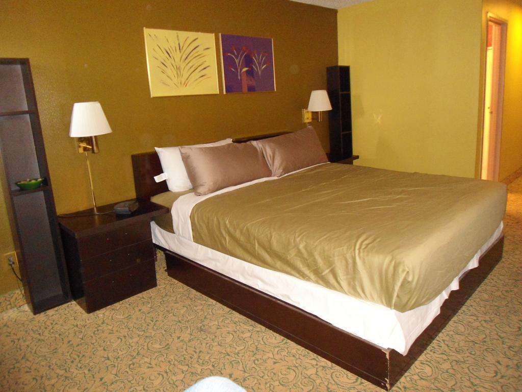Claremont Vegas Las Vegas