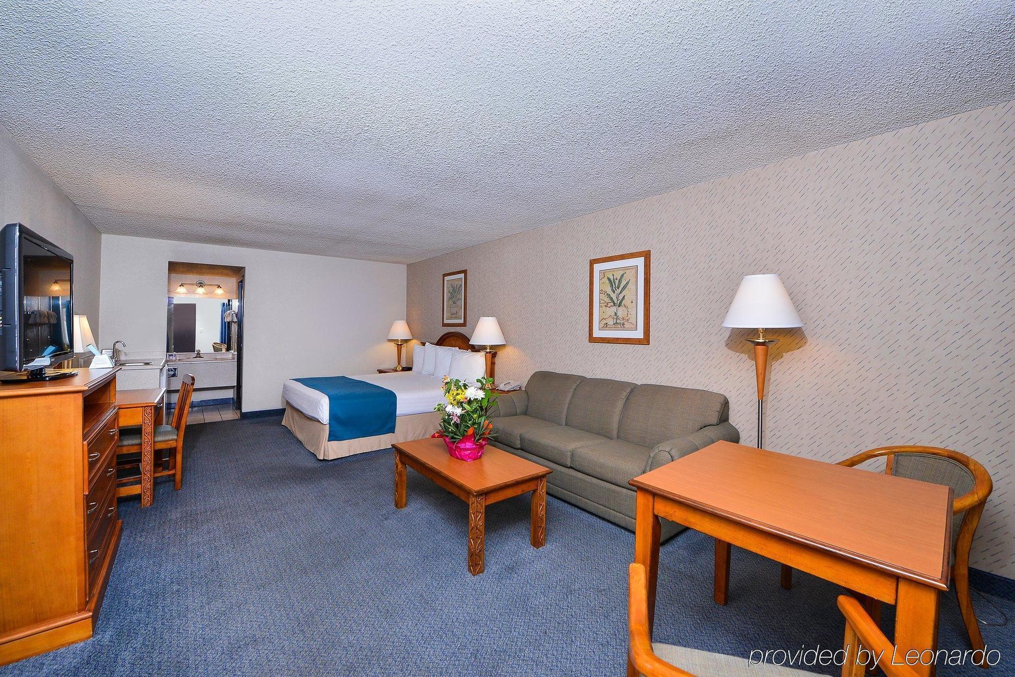 Americas Value Downtown Vegas 2*