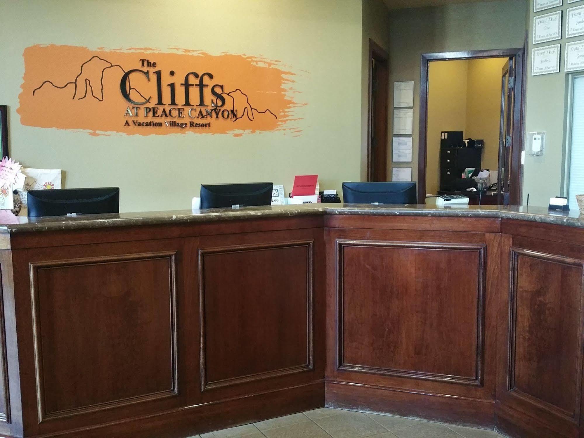 The Cliffs At Peace Canyon Resort