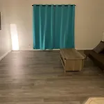 Golden Vegas Condo Next To Airport & University