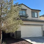 Mickelyn House- 5 Bedroom 3 Bath 5 Minutes To Speedway 18 Min To Strip