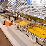 Holiday Inn Express & Suites - Las Vegas - E Tropicana By Ihg