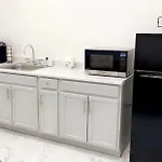 Guest House , 5 Min Away From Las Airport.