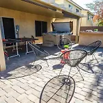 Stunning 4 Bedroom House With Hot Tub By Lv Strip
