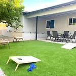 Cozy Home Perfect Midterm Stay!