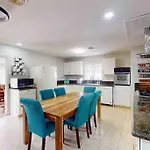 Luxury Home /Pool/Spa/Games/ 3 Mi Vegas Strip