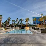 Mgm Signature-15-711 Strip View Jacuzzi Studio