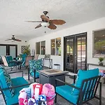 Your Private, Luxurious & Large Oasis-4 Suites