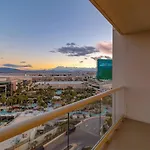 Cozy 1Br Mgm Retreat With Pool And Gym