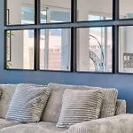 Vegas Oasis Close 2 Strip! Private Hot Tub & Heated Pool