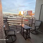 Modern One Room Flat In The Beautiful Las Vegas City