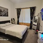 Modern One Room Flat In The Beautiful Las Vegas City