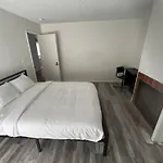 2 Or 3 Bedroom Walk To Strip Mgm Casino Shop Club