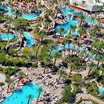 Mgm High Floor Strip And Sphere View