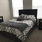 Cozy 2 Bedroom Apartment