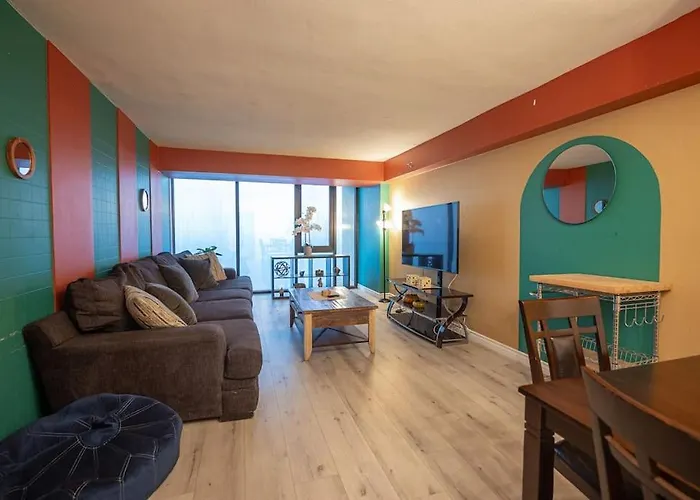 Stay Together Suites - Penthouse - 2 Bed & 2 Bath