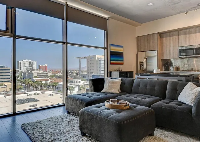 Studio High-Rise In Downtown Vegas