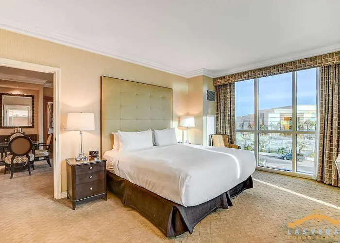 Mgm Signature-02-602 1Br 2Ba Balcony Suite