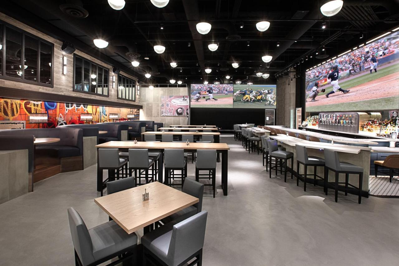The Strat Hotel, Casino & Tower Resort 3*