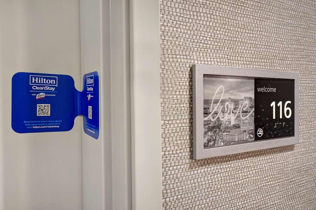 Home2 By Hilton Vegas Convention Center - No Fee Hotel