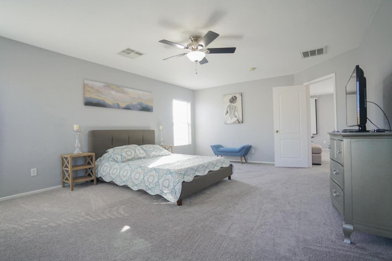 Holiday home Ultra Modern Vegas 20min From The Strip Las Vegas