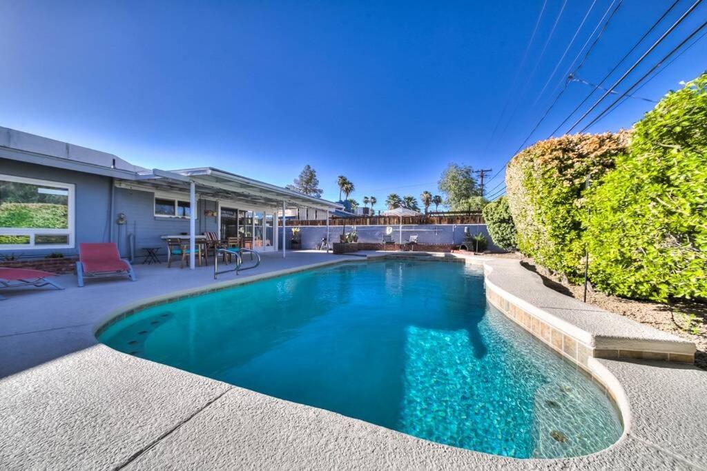 The Downtown Vintage Gem Holiday home