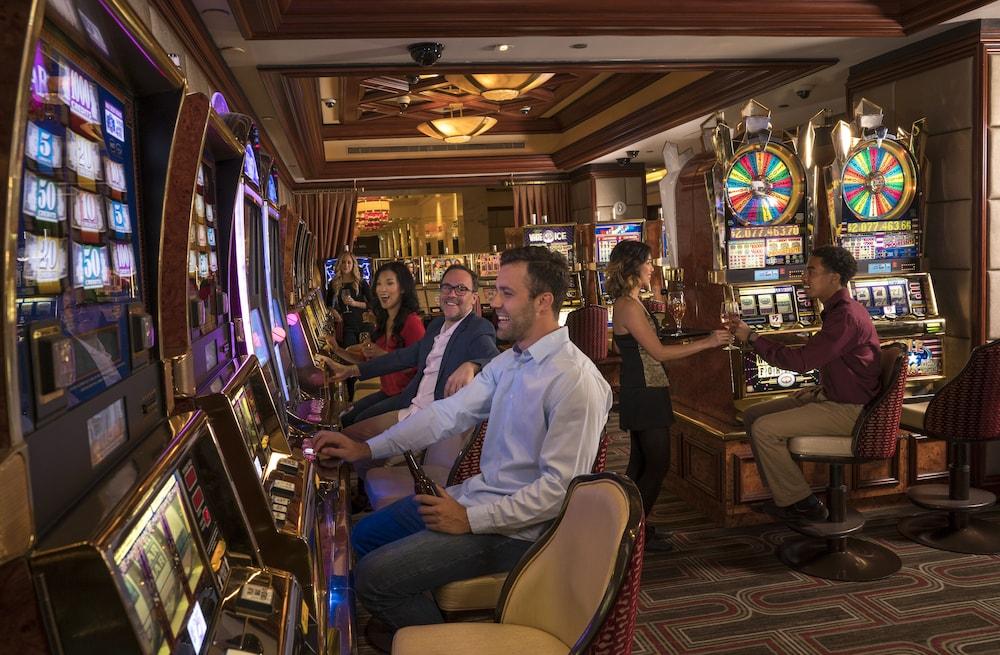 Golden Nugget & Casino Vegas Las Vegas