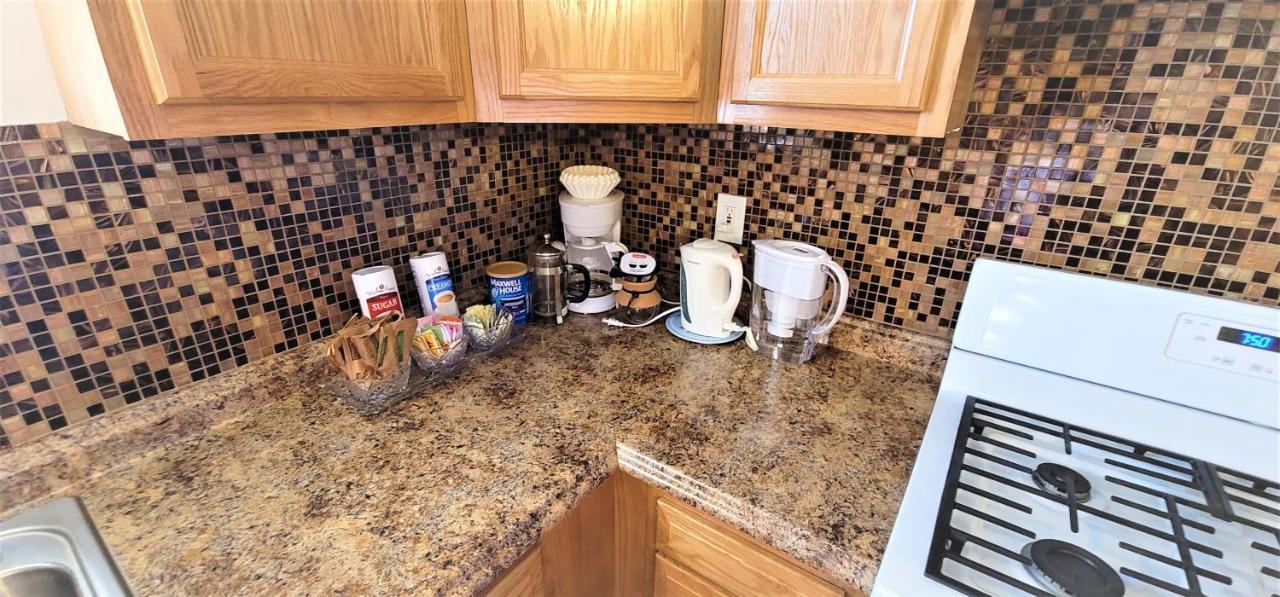 Holiday home Vacation 3.5 Mi To Strip/dt/outlt Up To 8 Gst *