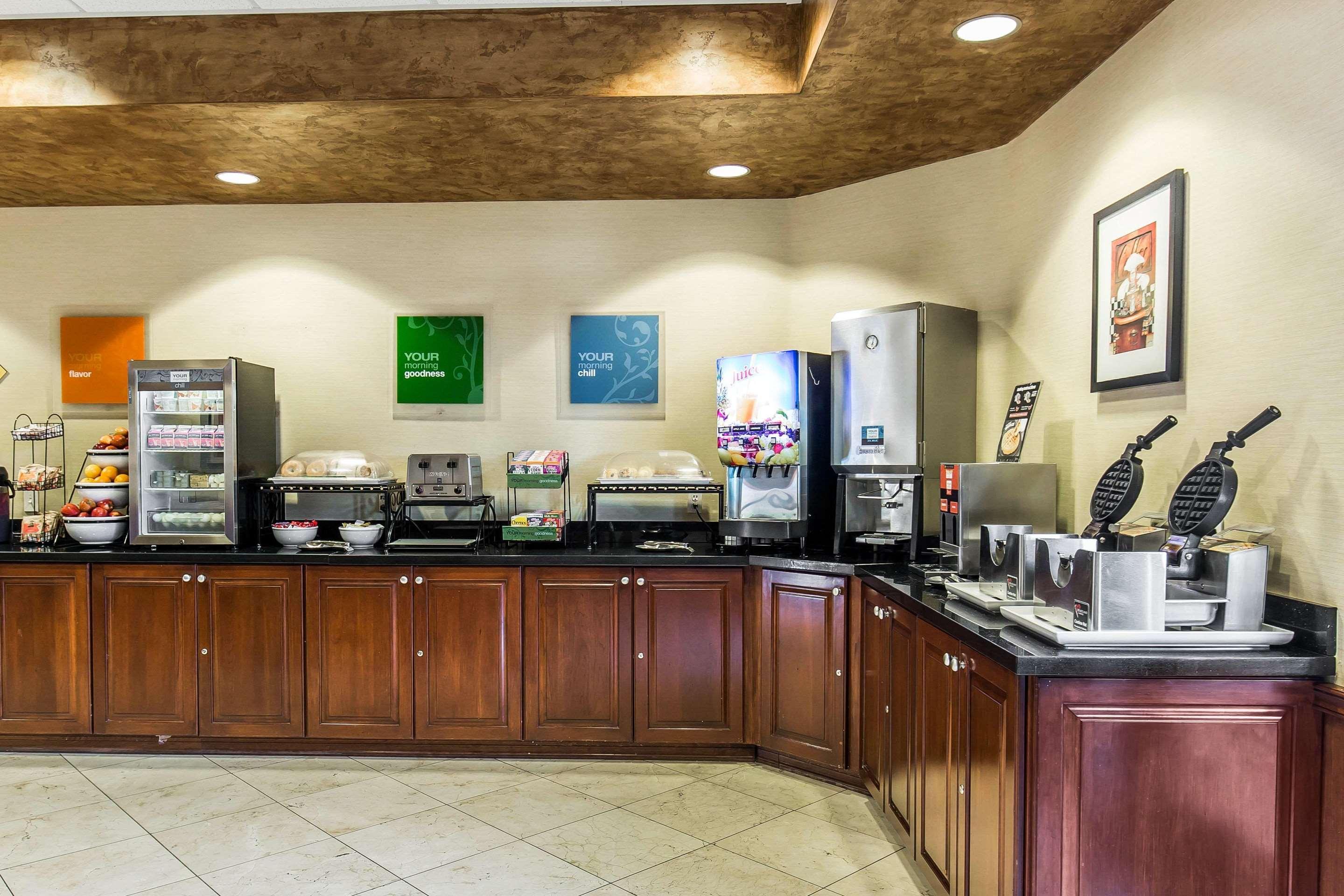 Hotel Comfort & Henderson - Vegas 3*