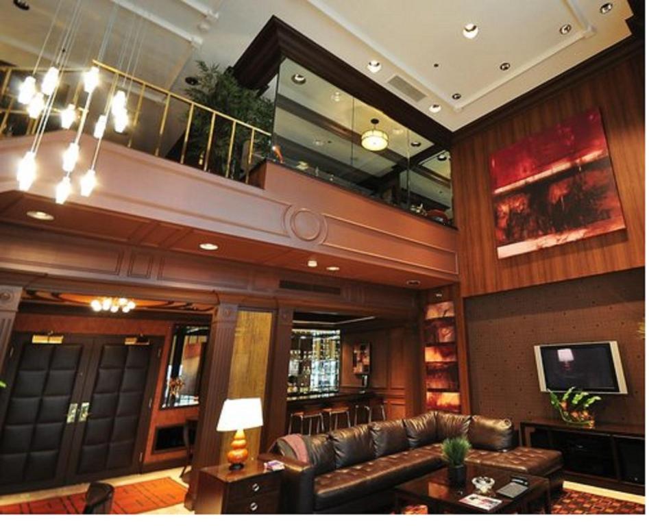 Golden Nugget & Casino Vegas Resort