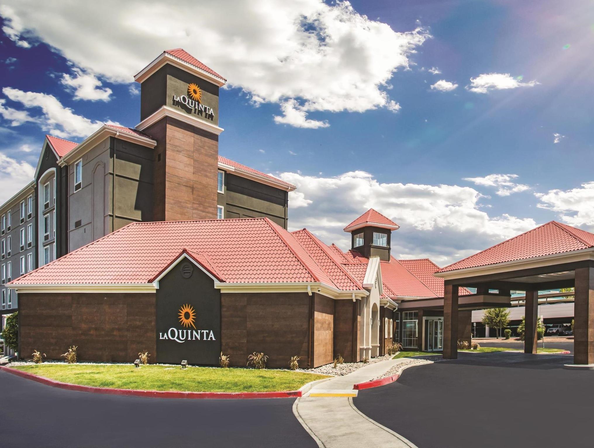 La Quinta By Wyndham Vegas Summerlin Tech 3*