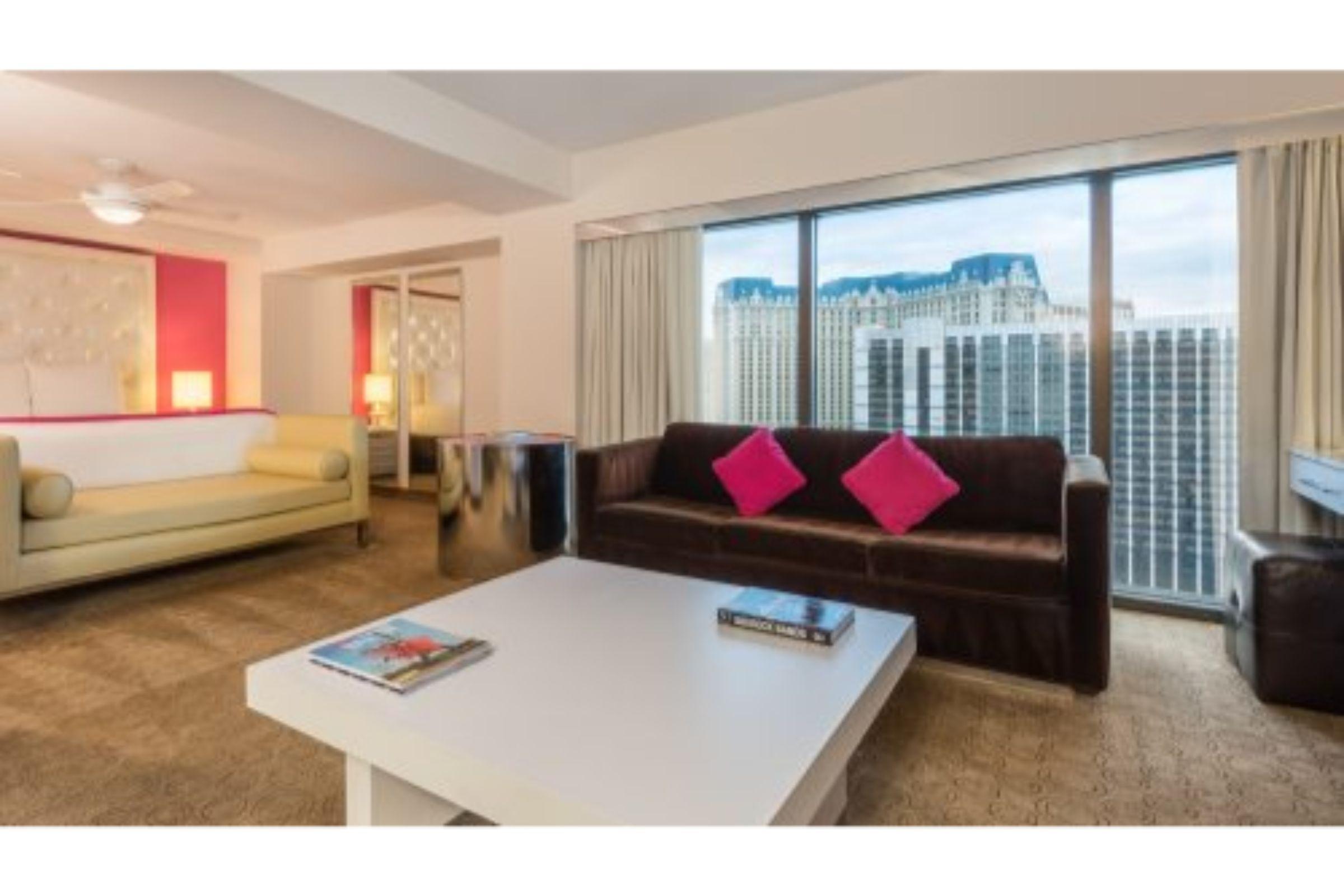 Flamingo Vegas & Casino Resort 3*