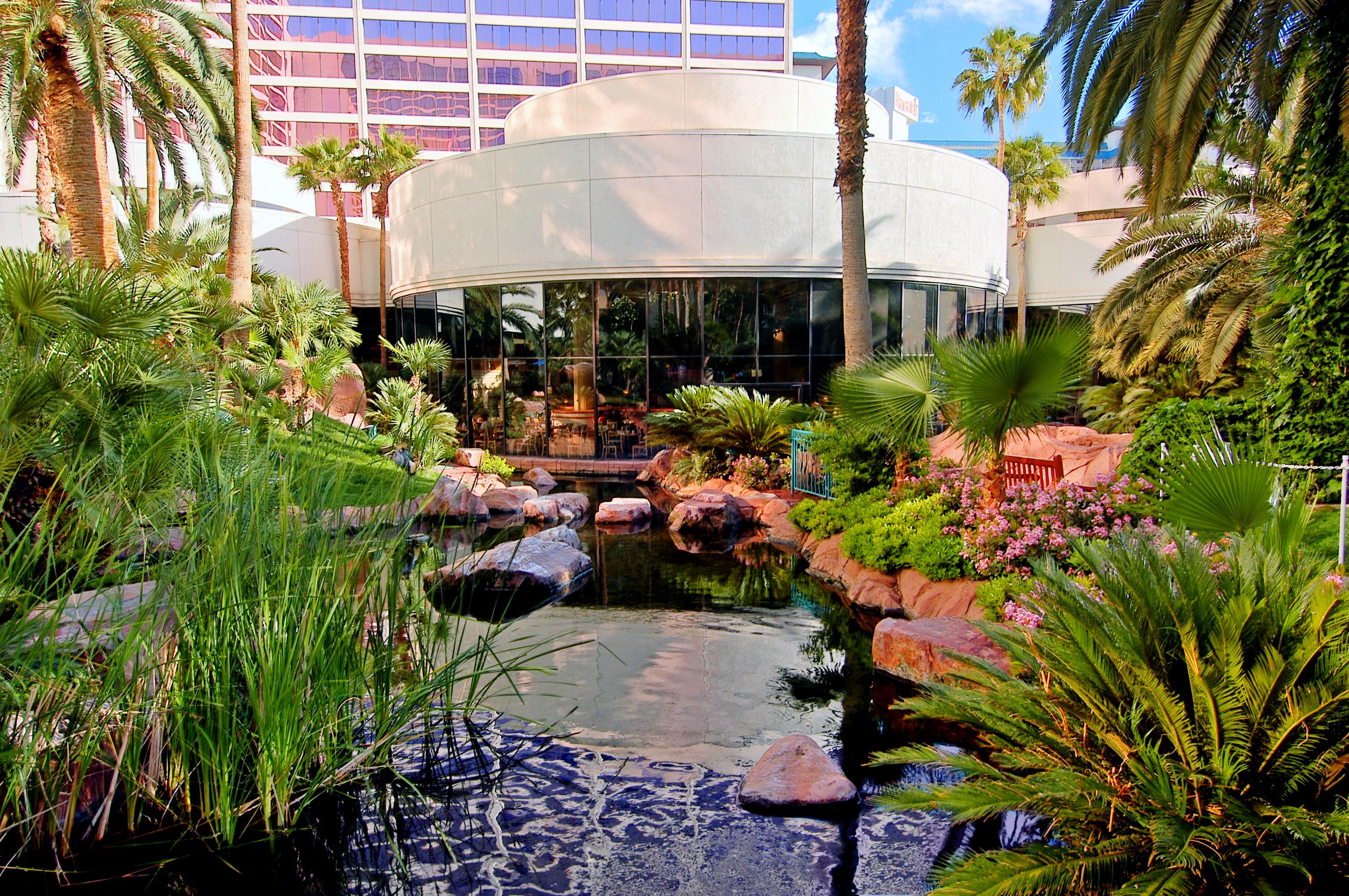 Flamingo Vegas & Casino