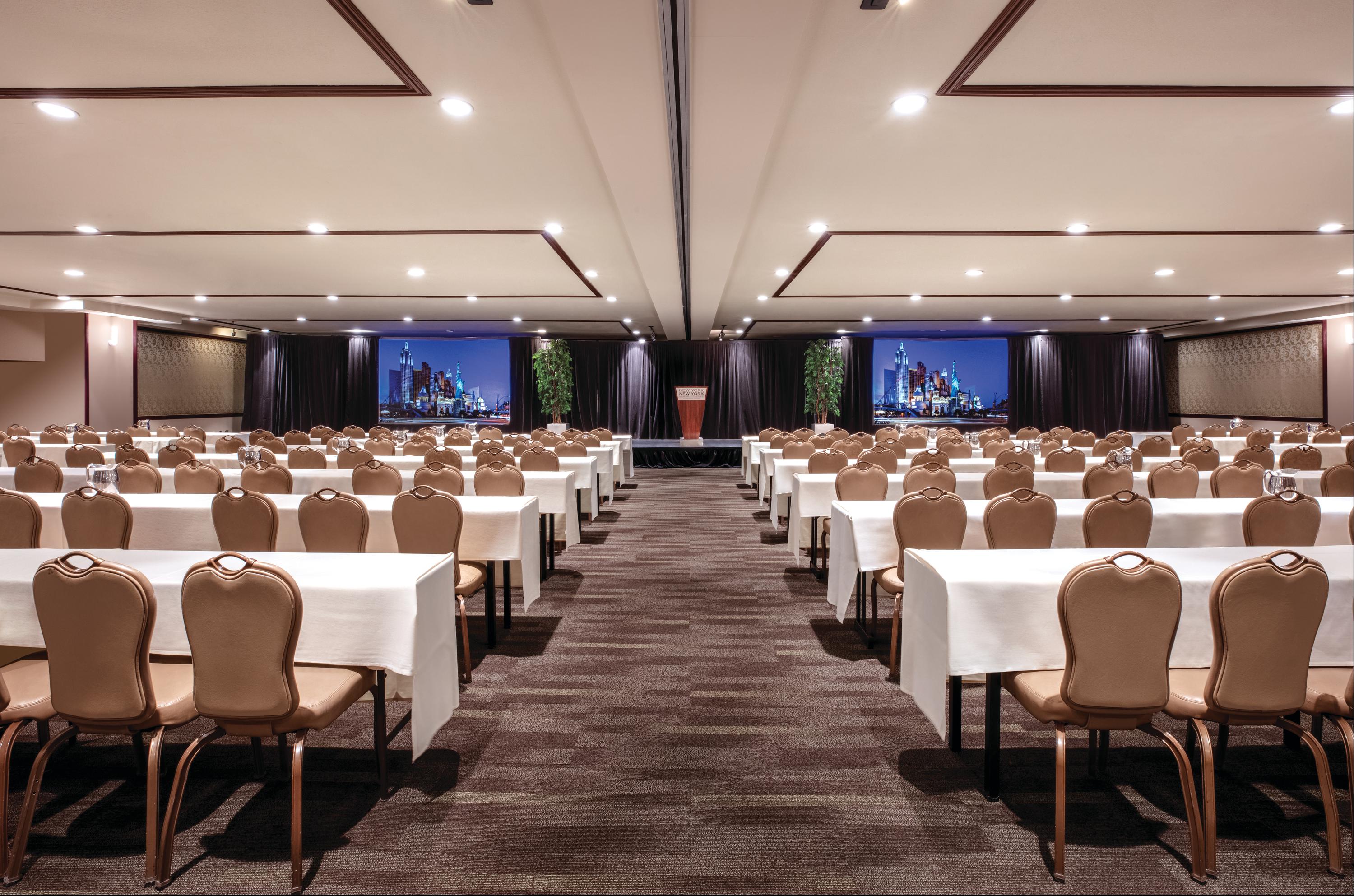 New York-new York Resort 4*