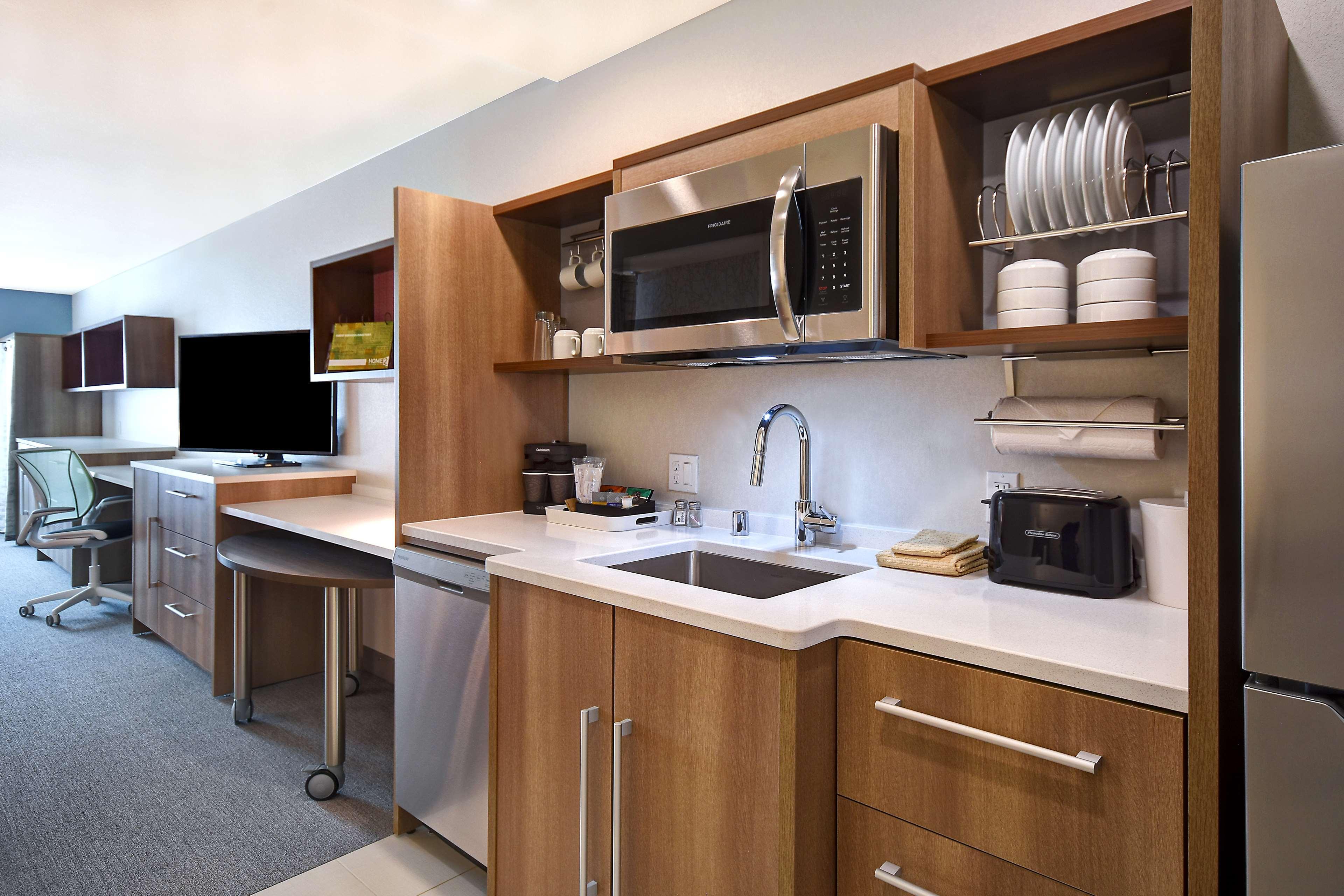 Home2 By Hilton Vegas Convention Center - No Fee Hotel Las Vegas