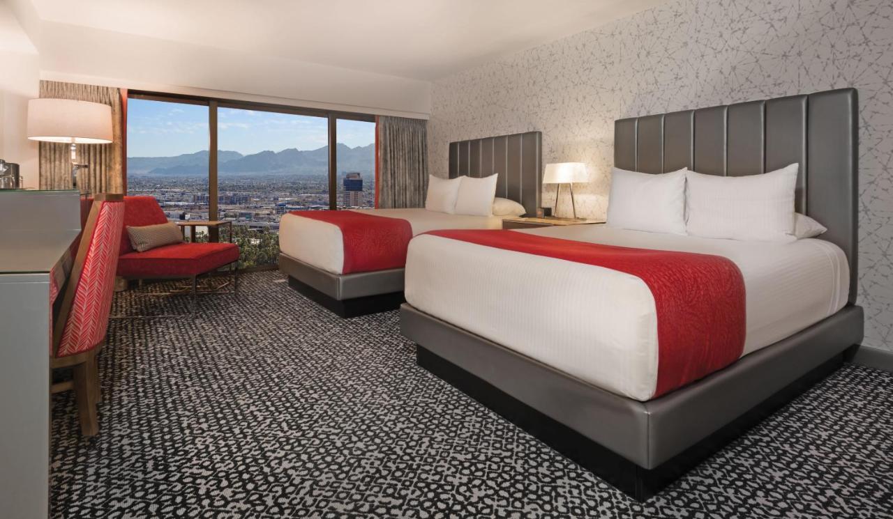 Flamingo Vegas & Casino Resort 3*