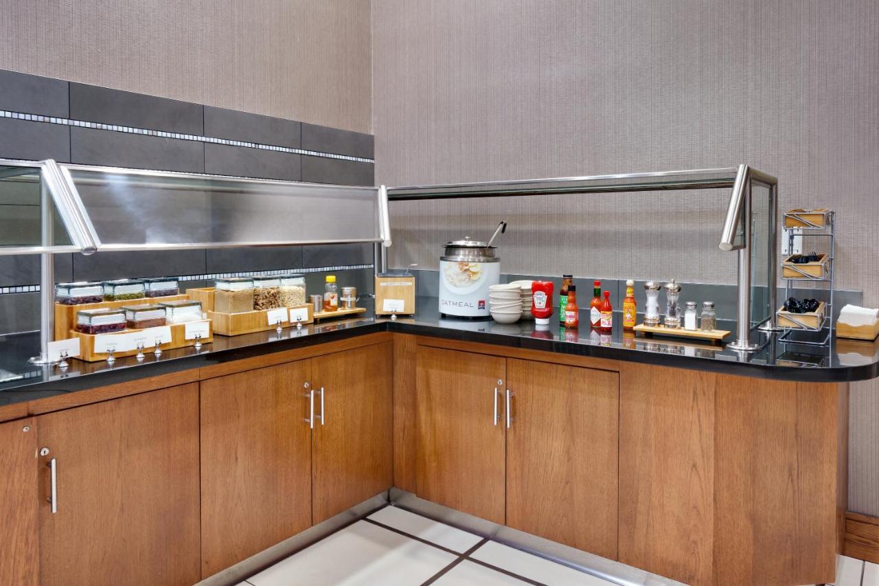 Springhill By Marriott Vegas Convention Center Hotel 3*
